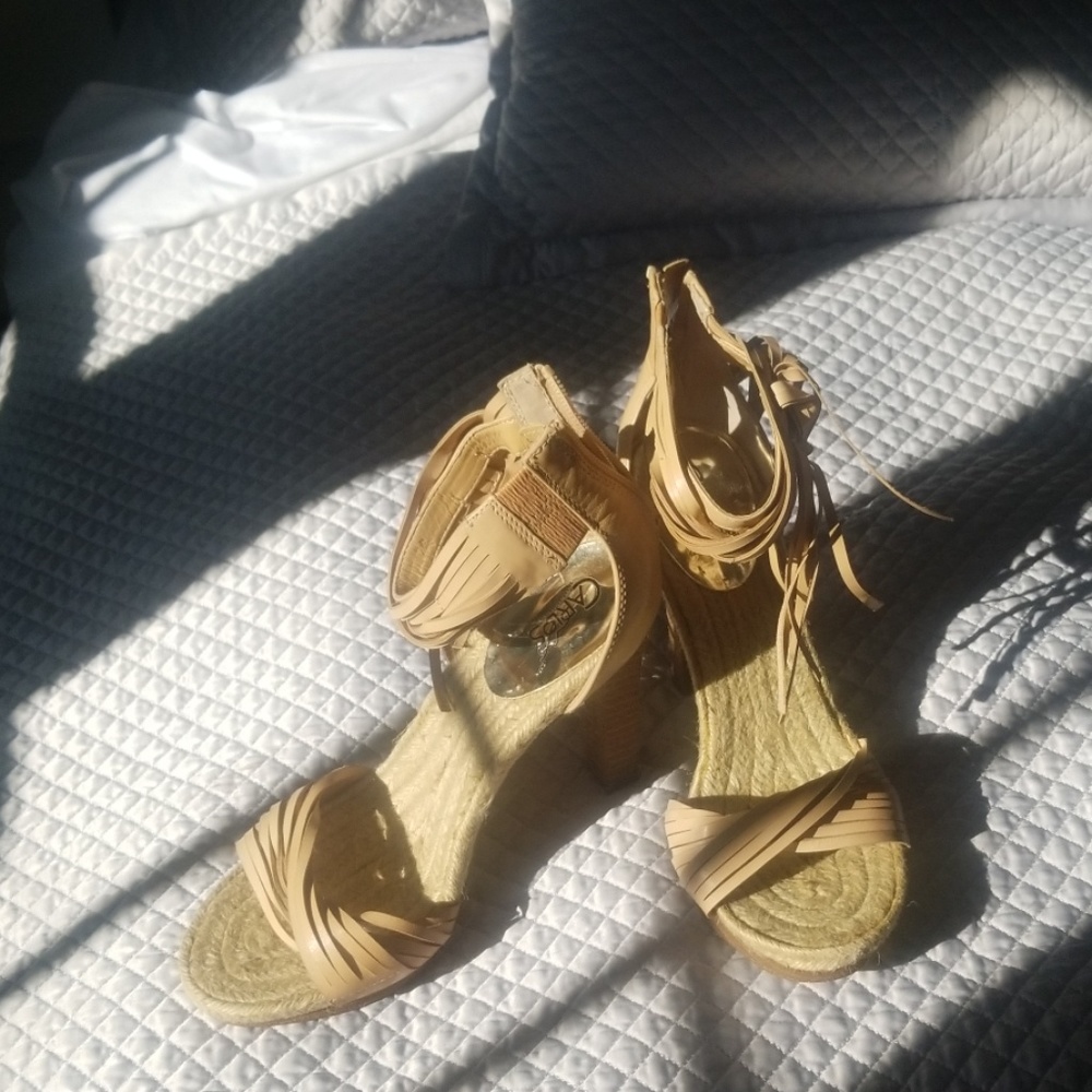 Fringe sandals